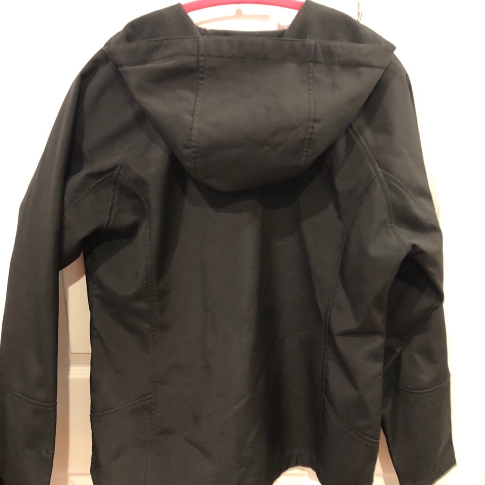 Free Tech Jacket - Picture 3 of 3